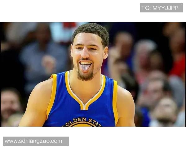 汤普森全明星球衣设计背后的故事与篮球精神的传承